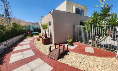 Espectacular Casa Mediterránea en Condominio Ecoterraneo Alto el Manzano Til Til