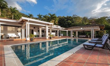TE ALQUILO LINDA FINCA LOS NARANJOS LLAMANOS AL3219282302 ESCLUISVAS INSTALACIONES TE ESPERAMOS.