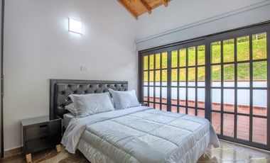 TE ALQUILO LINDA FINCA LOS NARANJOS LLAMANOS AL3219282302 ESCLUISVAS INSTALACIONES TE ESPERAMOS.