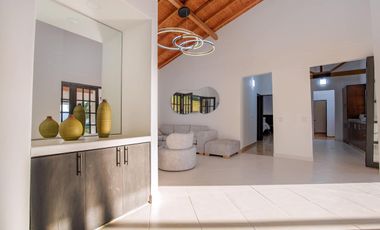 TE ALQUILO LINDA FINCA LOS NARANJOS LLAMANOS AL3219282302 ESCLUISVAS INSTALACIONES TE ESPERAMOS.
