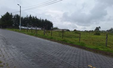 VENTA DOS TERRENOS PIFO, ITULCACHI, ESQUINEROS,  Y PLANOS, 3410M2 Y 2150M2