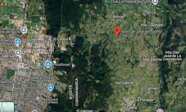 Venta de Casa Lote en la Calera