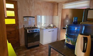 Complejo turistico con 3 cabañas rusticas equipadas