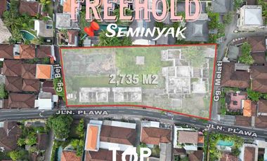 Freehold main road Land 2735 SqM or 27,35 Are in Seminyak bali closed to Starbucks Reserve Dewata