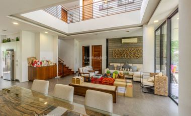 5BR House and Lot For Sale in Casa Milan Quezon City