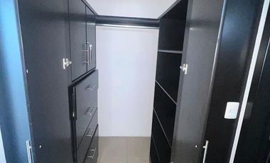 RENTA DE CASA EN PORTON CAÑADA
