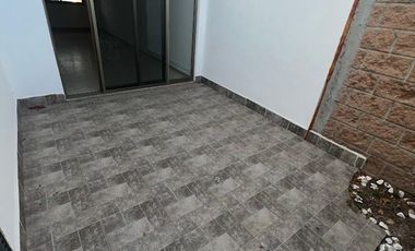 RENTA DE CASA EN PORTON CAÑADA