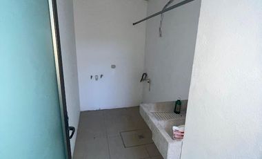 RENTA DE CASA EN PORTON CAÑADA