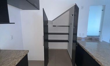 RENTA DE CASA EN PORTON CAÑADA