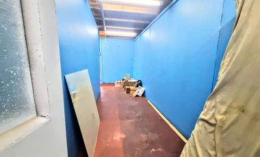 Casa Esq. 150m2 Constr. Regularizada! 4d/2b Ideal Negocio!