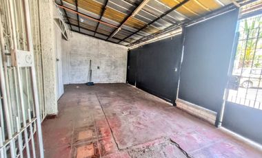 Casa Esq. 150m2 Constr. Regularizada! 4d/2b Ideal Negocio!