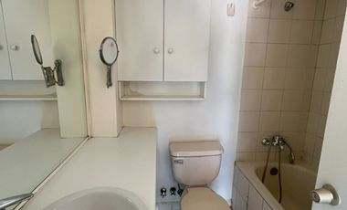 Casa a pasos Municipalidad Peñalolén y principales avenidas