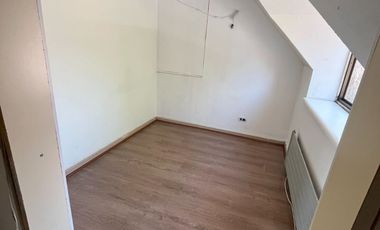 Casa a pasos Municipalidad Peñalolén y principales avenidas