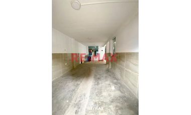 Casa Terreno Doble Frente Zona Industrial En Sjm