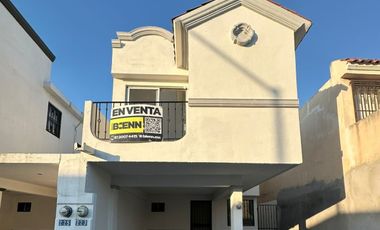 CASA SEMINUEVA , CON ASOMBROSA DISTRIBUCION