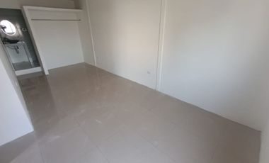 Departamento en Alquiler en Acuarela del Río, 1 Habitación, 2 Baños, Norte de Guayaquil.