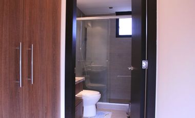 Venta de Hermoso Departamento Amoblado de 3 Dormitorios en La Portugal