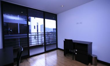 Venta de Hermoso Departamento Amoblado de 3 Dormitorios en La Portugal