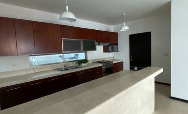 Hermosa Casa en Fracc. Villa Palmera