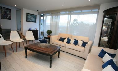 Venta de Casa con Hermosa Vista en El Sector de La Ruta Viva