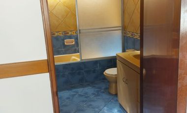 ALQUILO ACOGEDORA Y AMPLIA CASA EN LA AURORA, MIRAFLORES - MUY BIEN MANTENIDA, RECIÉN REMODELADA LA PISCINA