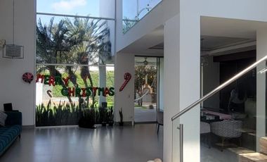 En venta lujosa y moderna casa en el  Sector La Moderna, El Tornero, Samborondon