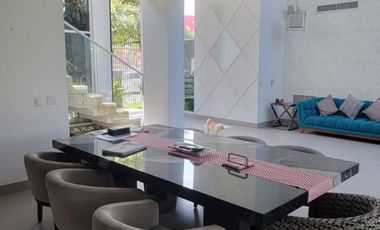 En venta lujosa y moderna casa en el  Sector La Moderna, El Tornero, Samborondon