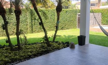 En venta lujosa y moderna casa en el  Sector La Moderna, El Tornero, Samborondon