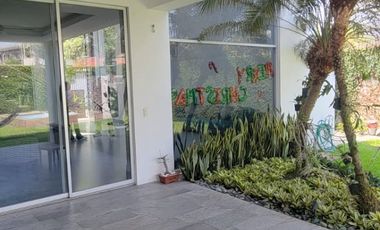 En venta lujosa y moderna casa en el  Sector La Moderna, El Tornero, Samborondon