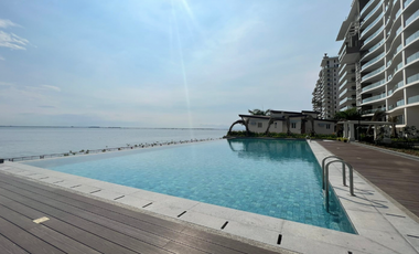 DMCI Condo near OKADA Oak Harbor Waterfront 252sqm 3BR Loft For Sale