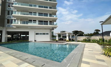 DMCI Condo near OKADA Oak Harbor Waterfront 252sqm 3BR Loft For Sale