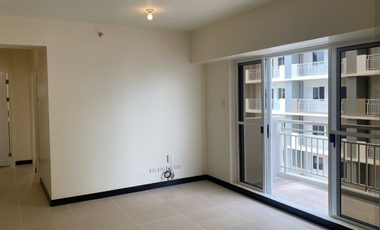DMCI Condo near OKADA Oak Harbor Waterfront 252sqm 3BR Loft For Sale