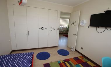 Se Vende Hermosa Casa En Av. Santa Filomena, Chicureo