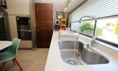 Se Vende Hermosa Casa En Av. Santa Filomena, Chicureo