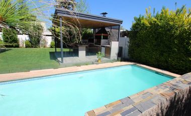 Se Vende Hermosa Casa En Av. Santa Filomena, Chicureo