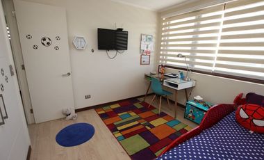 Se Vende Hermosa Casa En Av. Santa Filomena, Chicureo