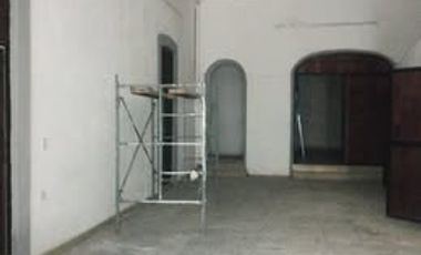 Escuela u oficinas en renta en zona centro, avenida Guerrero