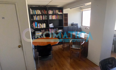 Venta Oficina De 23m2 En Comuna De Providencia, Santiago