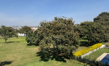 ESTRENE RESIDENCIA COLINDANTE AL CAMPO EN PARAÍSO COUNTRY CLUB