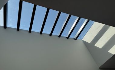 ESTRENE RESIDENCIA COLINDANTE AL CAMPO EN PARAÍSO COUNTRY CLUB