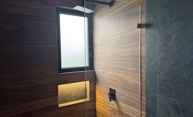 ESTRENE RESIDENCIA COLINDANTE AL CAMPO EN PARAÍSO COUNTRY CLUB