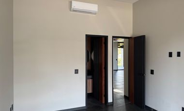 ESTRENE RESIDENCIA COLINDANTE AL CAMPO EN PARAÍSO COUNTRY CLUB