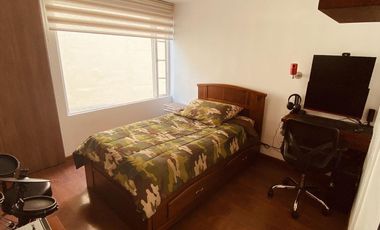 Se Vende Casa Esquinera de 3 Dormitorios en Ponceano Bajo  184.71m2