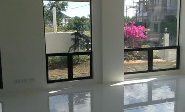 The Elegant 3 Bedroom House for Rent in Pramana Residential Park, Santa Rosa Laguna