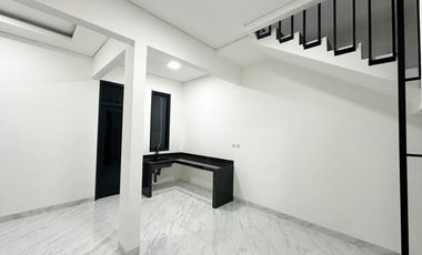 Jual Rumah 2 Lantai Dekat Bandara Udara Pondok Cabe