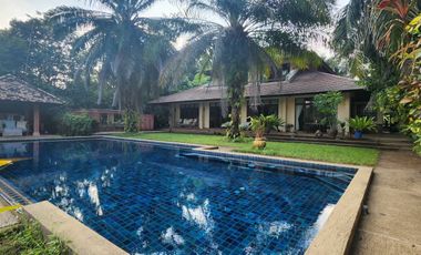 A unique house 3 bed with a private pool for sale in Doi Saket, Chiang Mai