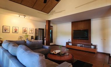 A unique house 3 bed with a private pool for sale in Doi Saket, Chiang Mai