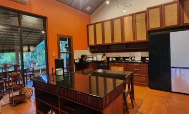 A unique house 3 bed with a private pool for sale in Doi Saket, Chiang Mai