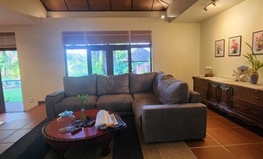 A unique house 3 bed with a private pool for sale in Doi Saket, Chiang Mai