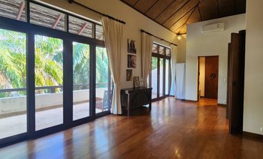 A unique house 3 bed with a private pool for sale in Doi Saket, Chiang Mai